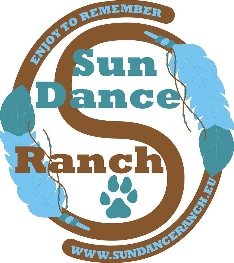 לינה וארוחת בוקר Ekshärad Sun Dance Ranch מראה חיצוני תמונה